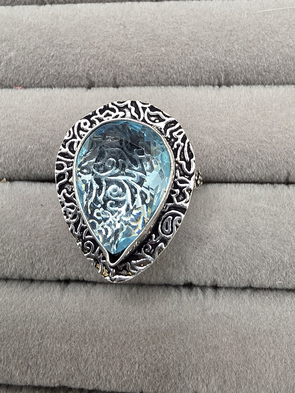 Silver Plated Teardrop Blue Crystal Statement Ring Size 8 1/2